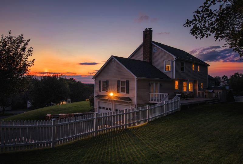 Ensure Enhanced Security With Professional Picket Fence Repair!
